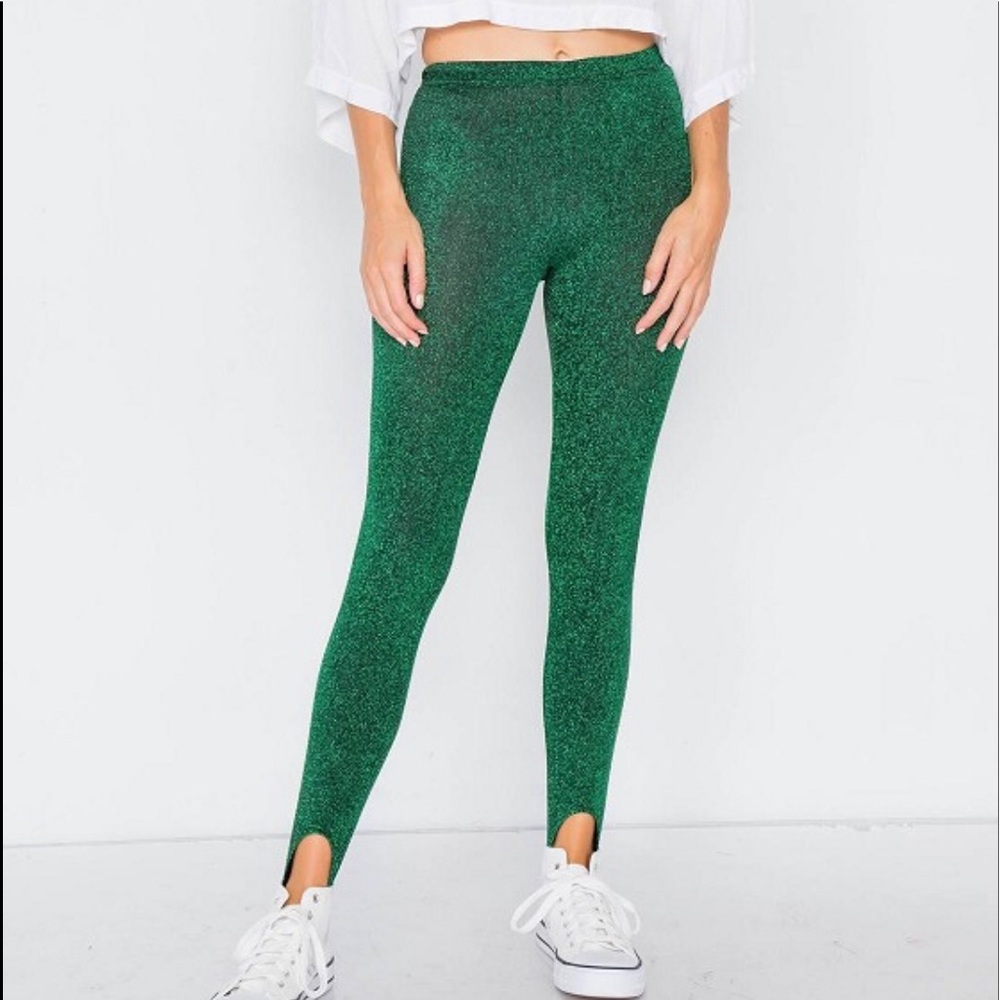 💚🔥Green Glitter Stirrup Leggings💚🔥😍
